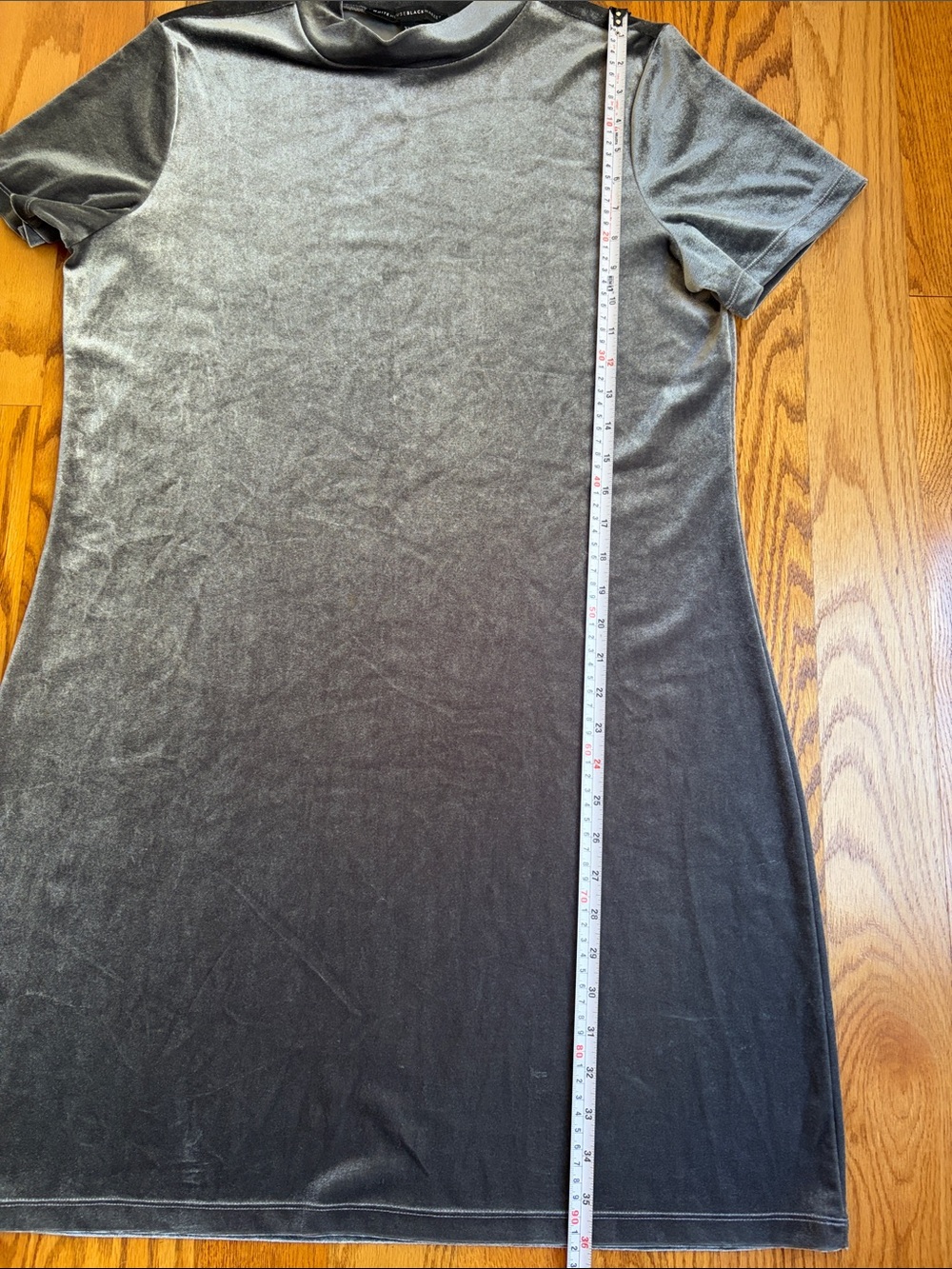 White House Black Market Gray Velvet Short Sleeve Dress w/elastic belt. Size: XL - Picture 6 of 10